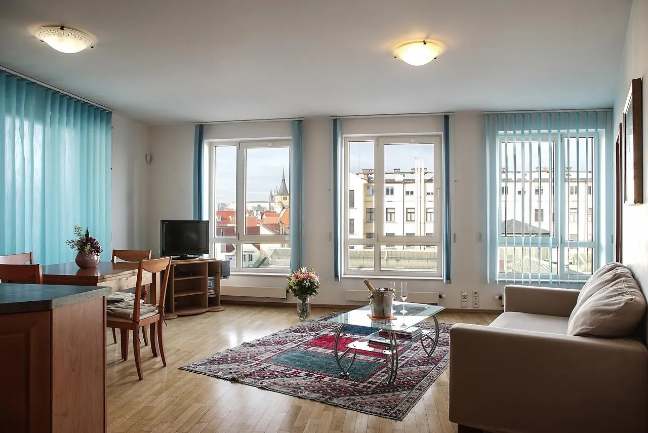 Myhouse 28. Rijna Hotel Praga Appartamento