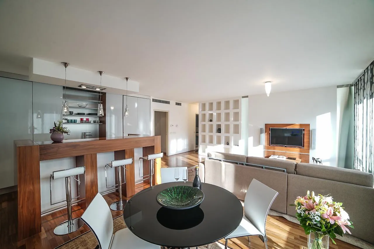 Appartamento Myhouse 28. Rijna Hotel Praga